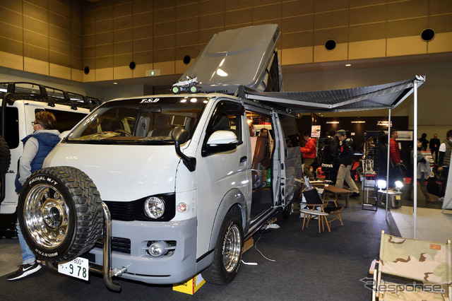 T・S・D Styling T・S・D ちょい上げ↑ハイエース(アンティーク仕様)(大阪オートメッセ2019)