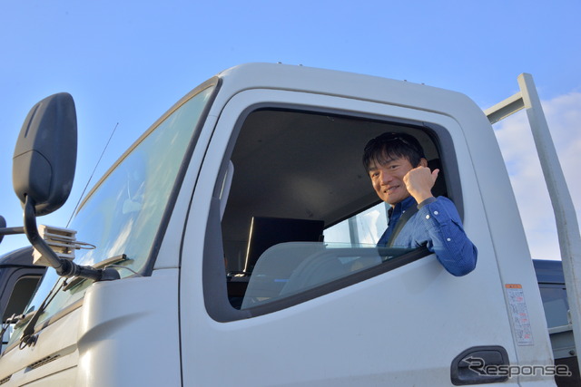 筆者:岡本幸一郎