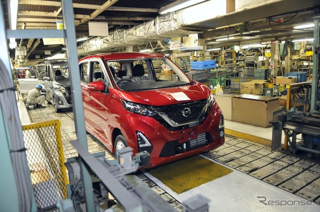 水島工場の生産ラインを流れる日産の新型デイズ ハイウェイスター