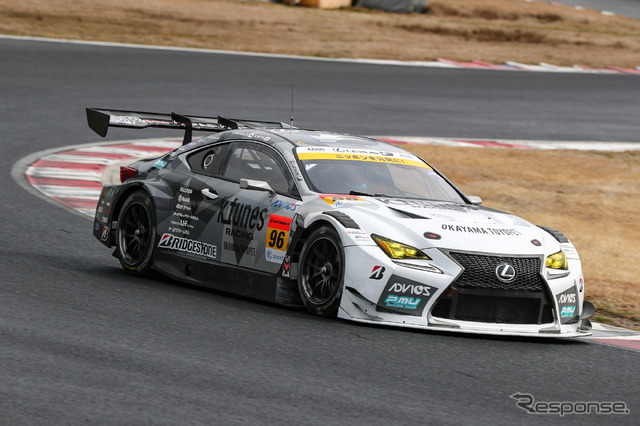 GT300クラスの2日目トップタイムをマークした#96 RC F。