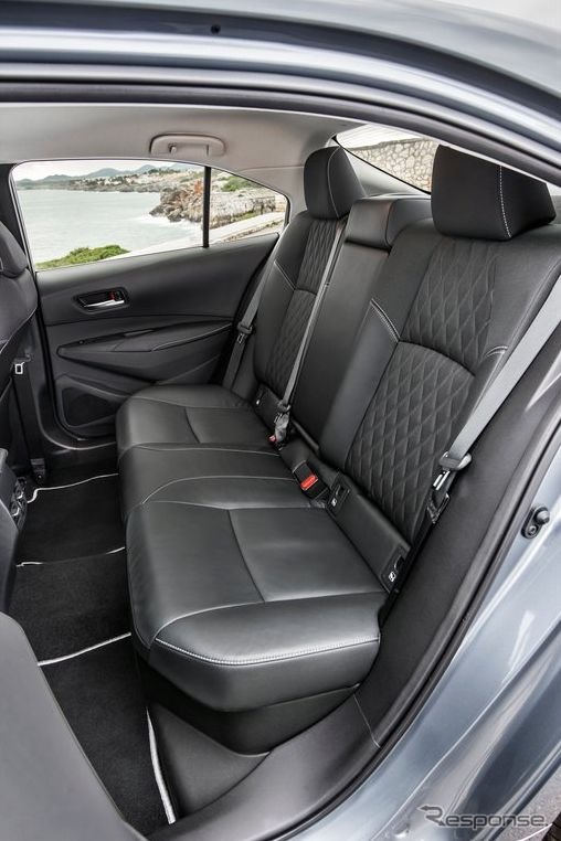 トヨタ・カローラ・セダン 新型(欧州仕様)
