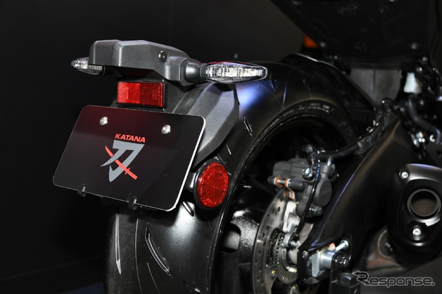 スズキ・カタナ新型(東京モーターサイクルショー2019)