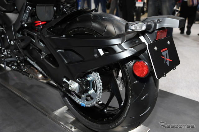 スズキ・カタナ新型(東京モーターサイクルショー2019)