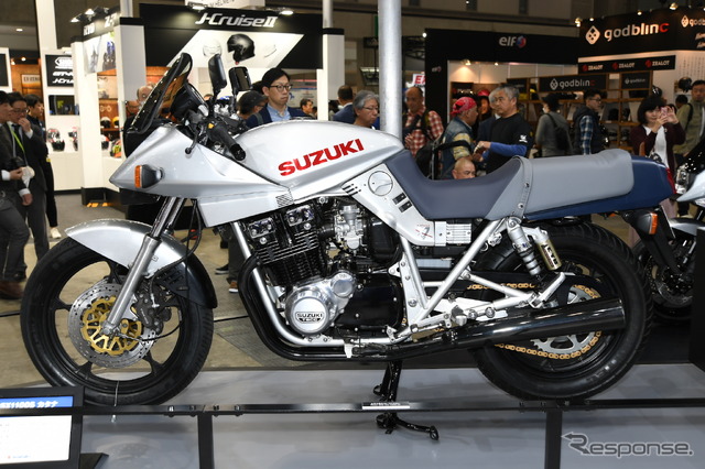 スズキGSX1100Sカタナ(東京モーターサイクルショー2019)