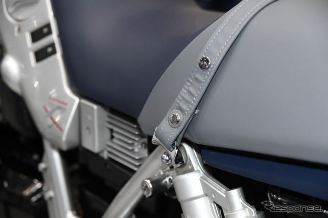 スズキGSX1100Sカタナ(東京モーターサイクルショー2019)