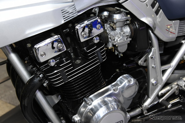 スズキGSX1100Sカタナ(東京モーターサイクルショー2019)