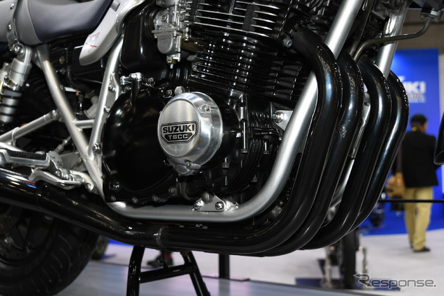スズキGSX1100Sカタナ(東京モーターサイクルショー2019)