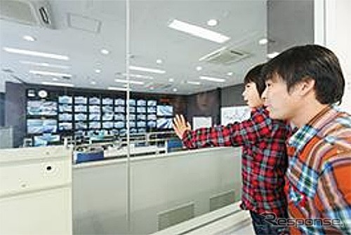 レースコントロール室見学＆お仕事体験
