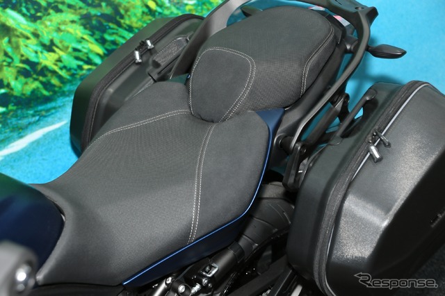 ヤマハ NIKEN GT(東京モーターサイクルショー2019)