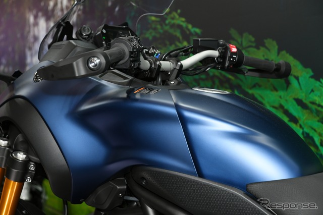 ヤマハ NIKEN GT(東京モーターサイクルショー2019)