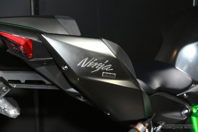 カワサキ Ninja H2カーボン（東京モーターサイクルショー2019）