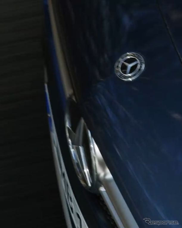 メルセデスAMG A35 セダンのティザーイメージ