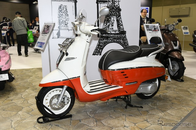プジョーモトシクル ジャンゴ125エバージョン ABS(東京モーターサイクルショー2019)