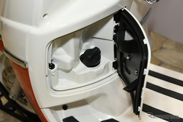 プジョーモトシクル ジャンゴ125エバージョン ABS(東京モーターサイクルショー2019)
