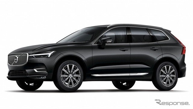 ボルボ XC60 D4AWD インスクリプション(オニキスブラック)