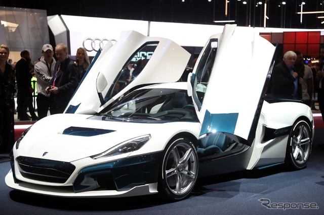 リマック C_Two の量産プロトタイプ車(ジュネーブモーターショー2019)