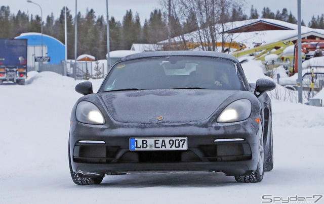 ポルシェ 718 ボクスター 6気筒モデル 開発車両(参考画像)