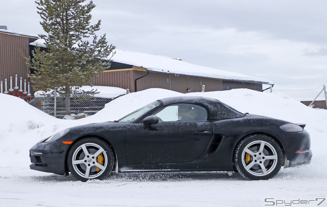 ポルシェ 718 ボクスター 6気筒モデル 開発車両(参考画像)