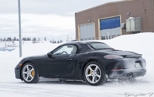 ポルシェ 718 ボクスター 6気筒モデル 開発車両(参考画像)