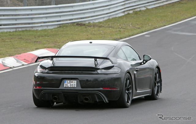 ポルシェ 718 ケイマン GT4 スクープ写真