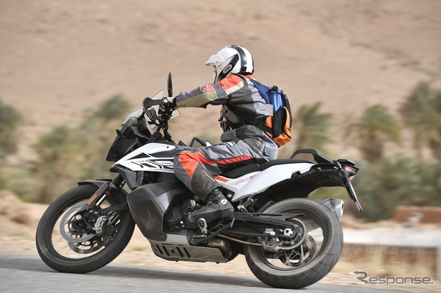 KTM 790アドベンチャー 海外試乗