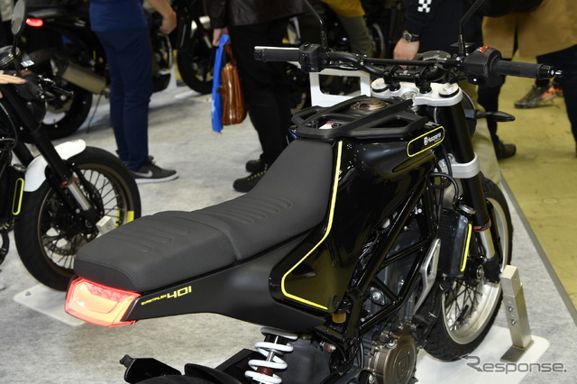 ハスクバーナ・スヴァルトピレン401(東京モーターサイクルショー2019)