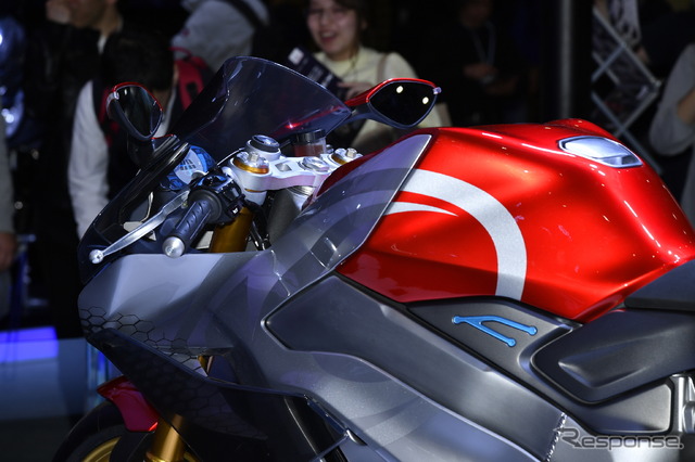 キムコ・スーパーNEX(東京モーターサイクルショー2019)