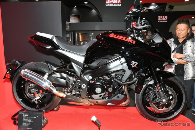 新型スズキ・カタナのヨシムラカスタム(東京モーターサイクルショー2019)