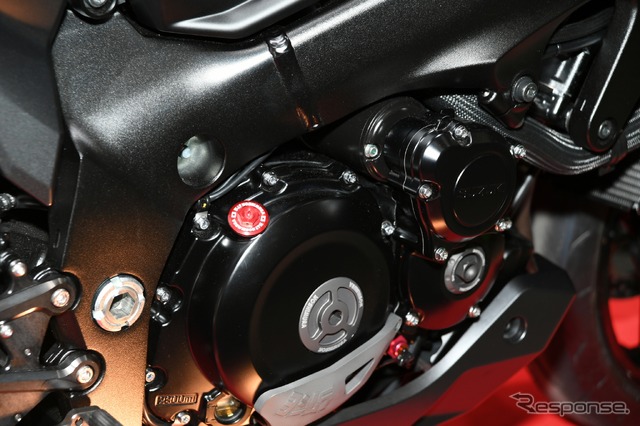 新型スズキ・カタナのヨシムラカスタム(東京モーターサイクルショー2019)