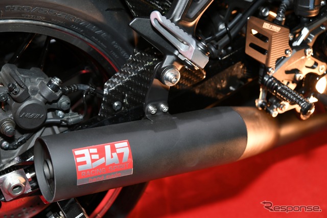 カワサキZ900RSのヨシムラカスタム(東京モーターサイクルショー2019)
