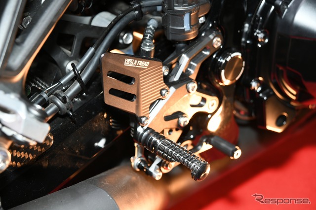 カワサキZ900RSのヨシムラカスタム(東京モーターサイクルショー2019)