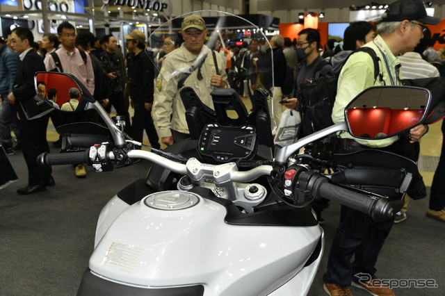 ドゥカティ・ムルチストラーダ950S(東京モーターサイクルショー2019)