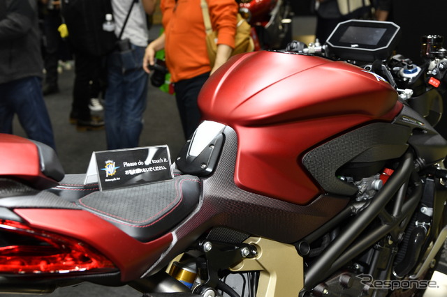 MVアグスタ・ブルターレ1000セリエオロ（東京モーターサイクルショー2019）