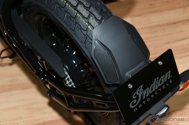 インディアン FTR1200 Thunder Black 新型(東京モーターサイクルショー2019)