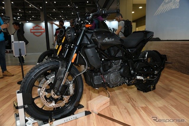 インディアン FTR1200 Thunder Black 新型（東京モーターサイクルショー2019）