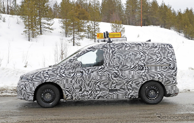 VW キャディ(T7 ライフキャディ)次期型 スクープ写真
