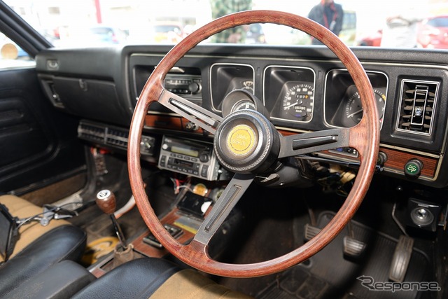 ローレル 2ドアハードトップ 2000GX(1970)