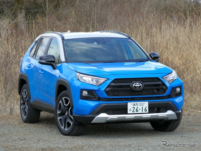 トヨタ RAV4 Adventure