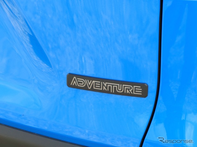 トヨタ RAV4 Adventure