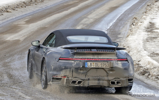 ポルシェ 911ターボ カブリオレ 新型(スクープ写真)