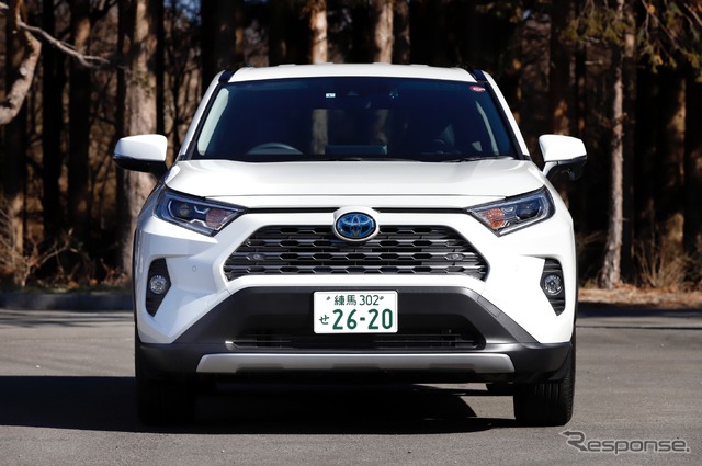 トヨタ RAV4 HYBRID G