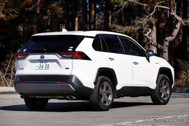 トヨタ RAV4 HYBRID G