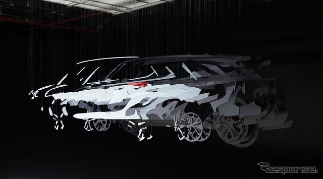 トヨタ・ハイランダー 新型のティザーイメージ