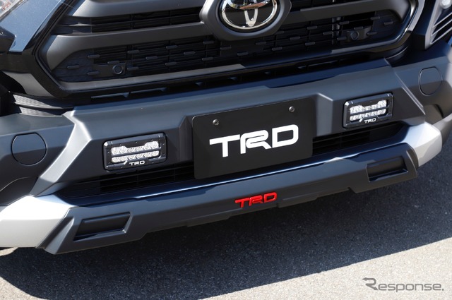 トヨタ RAV4 Adventure TRD Field Monster(フィールド・モンスター)