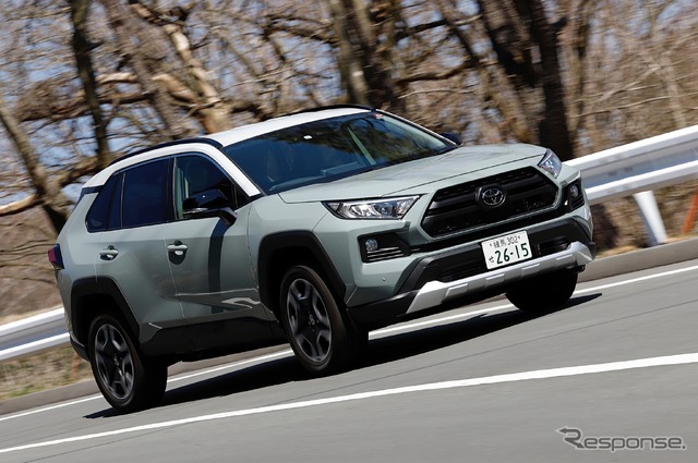 トヨタ RAV4 Adventure(アドベンチャー)