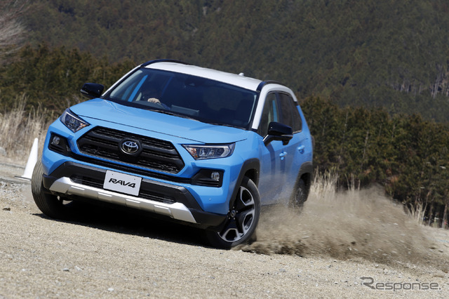 トヨタRAV4新型試乗