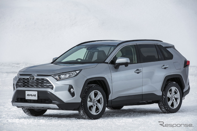 トヨタ RAV4 新型(「G」ダイナミックトルクコントロール4WD搭載車)