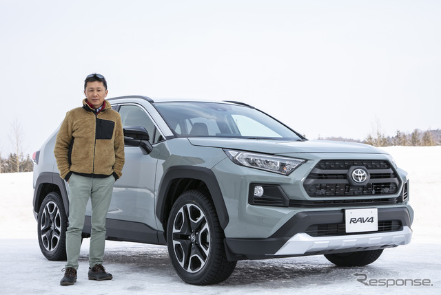 桂伸一氏とトヨタ RAV4 新型（Adventure）