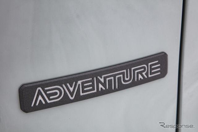 トヨタ RAV4 新型(「Adventure」ダイナミックトルクベクタリングAWD搭載車)