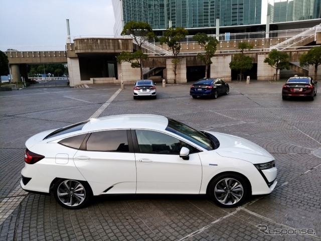 ホンダ クラリティ(PHEV)
